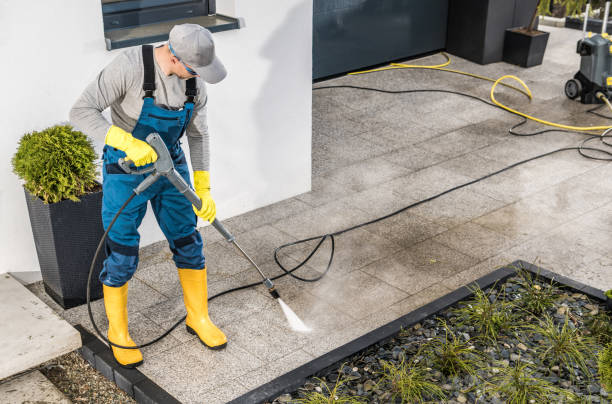 Best Concrete Pressure Washing  in Redwood, OR